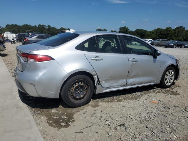 JTDEPRAE8LJ053513 - 2020 TOYOTA COROLLA LE SILVER photo 3