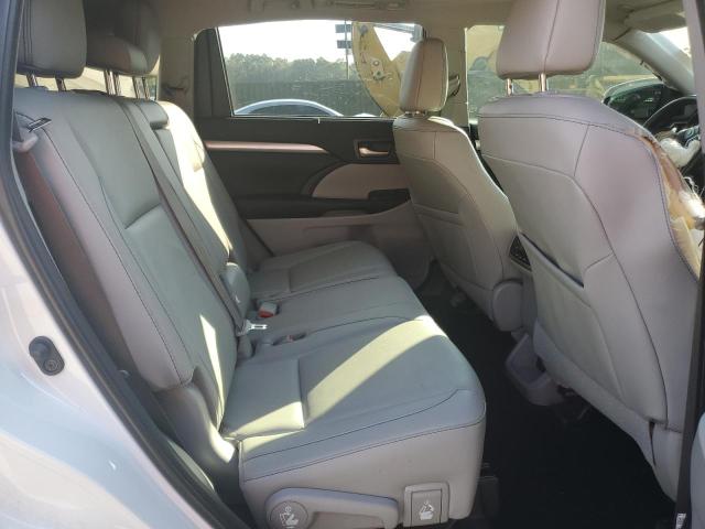 5TDKZRFH6KS552831 - 2019 TOYOTA HIGHLANDER SE WHITE photo 11
