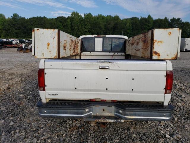 1FTJX35M7PKA54438 - 1993 FORD F350 WHITE photo 6