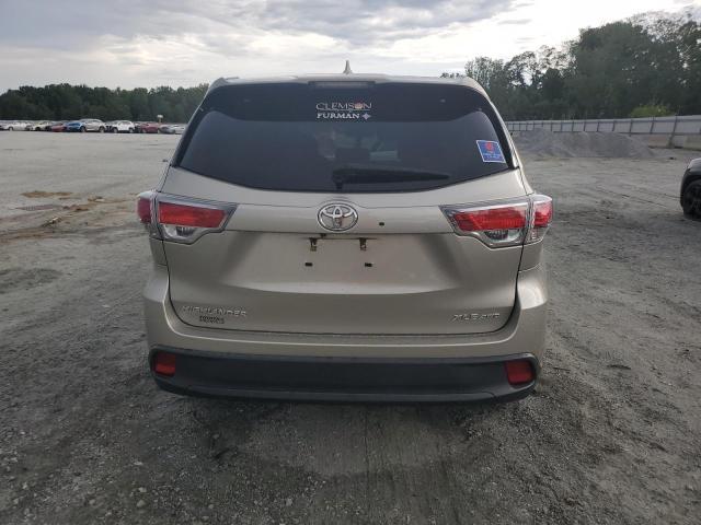 5TDJKRFH5GS501988 - 2016 TOYOTA HIGHLANDER XLE Світло-коричневий фото 6