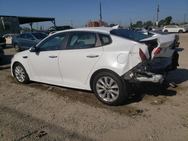 5XXGT4L31JG273421 - 2018 KIA OPTIMA LX WHITE photo 2