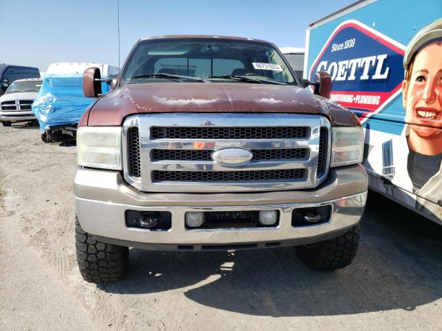 1FTWW31PX5EC96676 - 2005 FORD F350 SRW SUPER DUTY BURGUNDY photo 5