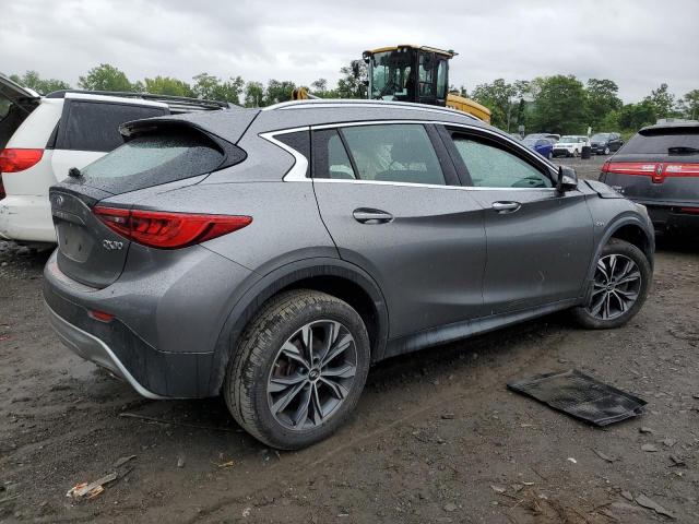 SJKCH5CR2JA003178 - 2018 INFINITI QX30 BASE PURE GRAY photo 3