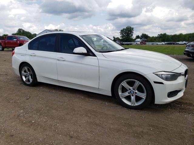 WBA3B1C59DK130211 - 2013 BMW 320 I WHITE photo 4