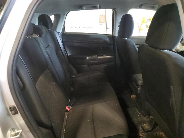 JA4ARUAU4MU017685 - 2021 MITSUBISHI OUTLANDER ES SILVER photo 11