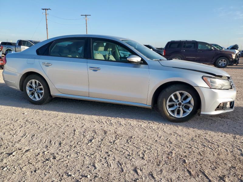 1VWAA7A33JC024549 - 2018 VOLKSWAGEN PASSAT S Gümüş foto 4