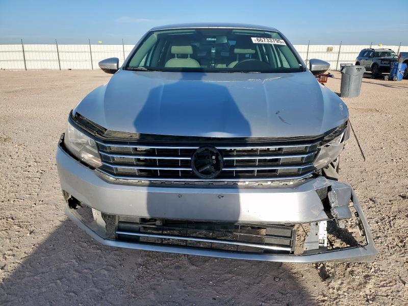 1VWAA7A33JC024549 - 2018 VOLKSWAGEN PASSAT S Gümüş foto 5
