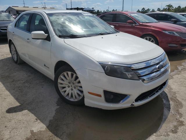 3FADP0L33AR159332 - 2010 FORD FUSION HYBRID WHITE photo 4