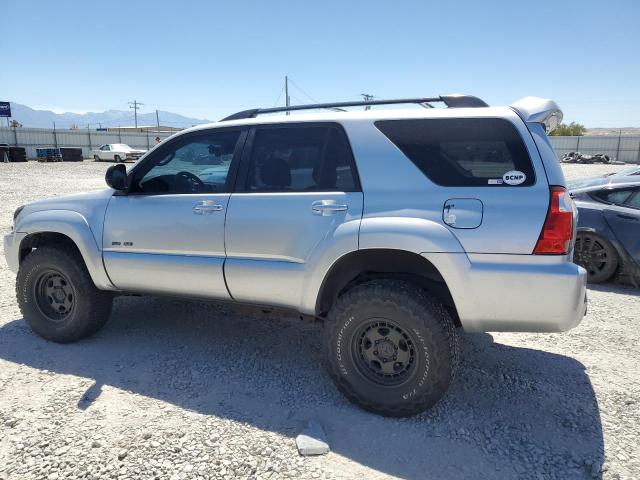 JTEBU14R960099725 - 2006 TOYOTA 4RUNNER SR5 银色 照片 2