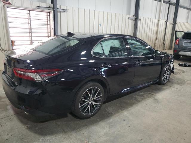 4T1F11BK4PU089064 - 2023 TOYOTA CAMRY XLE BLACK photo 3