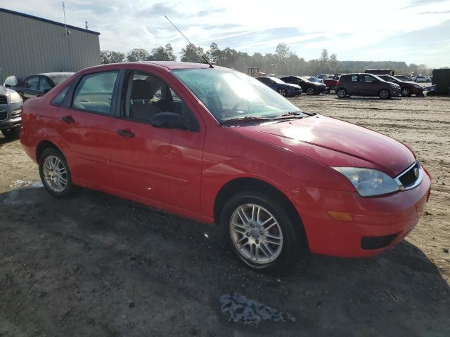 1FAFP34NX7W329797 - 2007 FORD FOCUS ZX4 RED photo 4