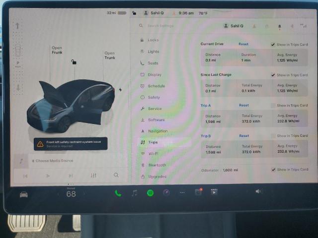 5YJ3E1EA7SF009580 - 2025 TESLA MODEL 3 CHARCOAL photo 9