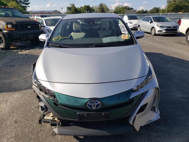 JTDKARFP5H3059246 - 2017 TOYOTA PRIUS PRIM 银色 照片 5