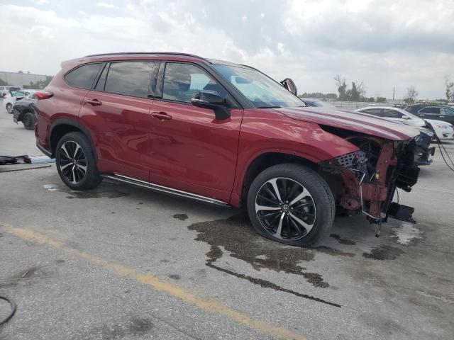 5TDLZRAH3NS140222 - 2022 TOYOTA HIGHLANDER XSE RED photo 4