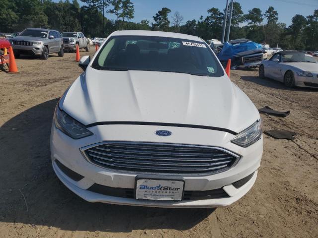 3FA6P0H72JR195744 - 2018 FORD FUSION SE 白色 照片 5