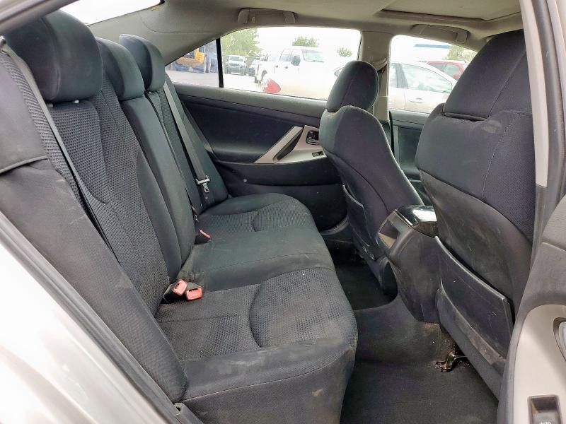 4T1BF3EKXBU660332 - 2011 TOYOTA CAMRY BASE فضي صورة 10