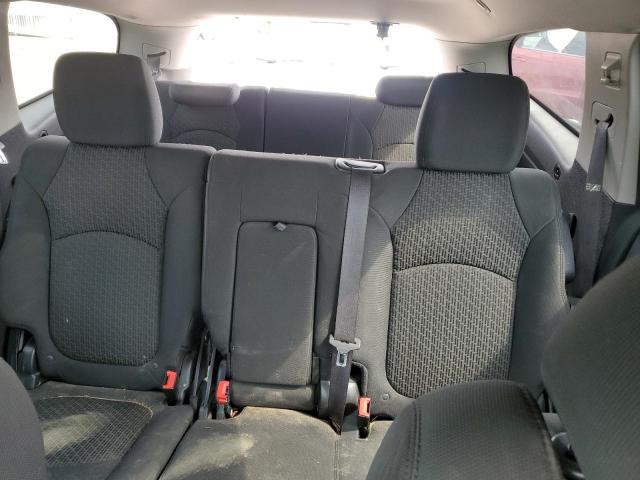 1GNKVGED0BJ372912 - 2011 CHEVROLET TRAVERSE LT RED photo 10