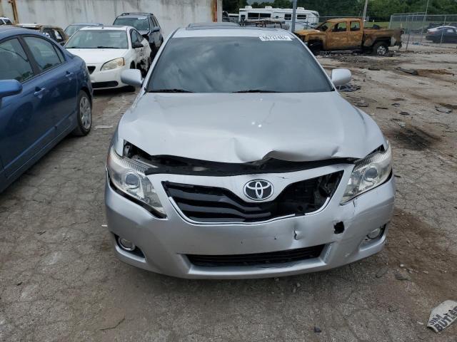 4T1BK3EK9BU122149 - 2011 TOYOTA CAMRY SE SILVER photo 5