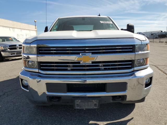 1GC1KVEG7FF132440 - 2015 CHEVROLET SILVERADO K2500 HEAVY DUTY LT WHITE photo 5