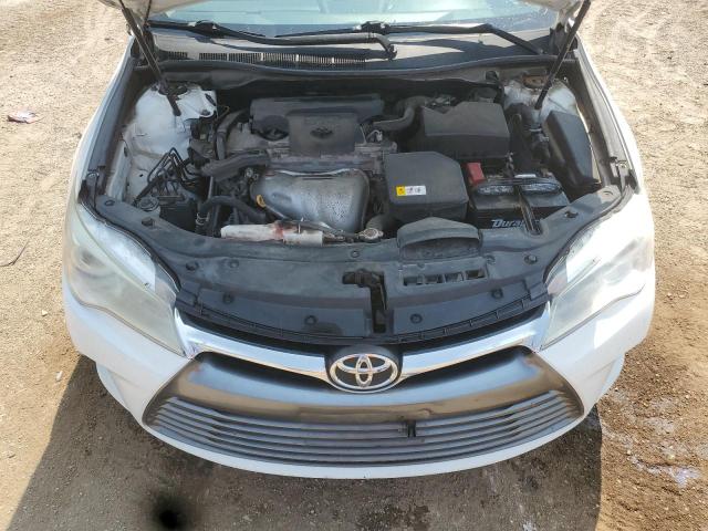 4T1BF1FK0HU725040 - 2017 TOYOTA CAMRY LE WHITE photo 11