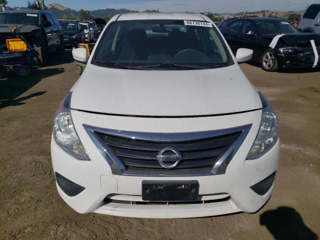 3N1CN7AP3GL888925 - 2016 NISSAN VERSA S WHITE photo 5