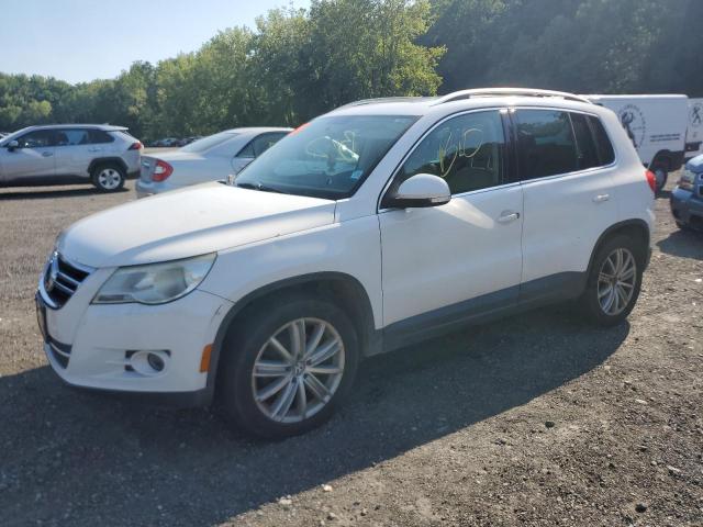 2011 VOLKSWAGEN TIGUAN S, 