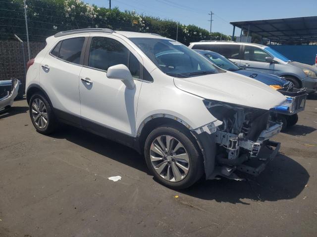 KL4CJASB0LB318945 - 2020 BUICK ENCORE PREFERRED WHITE photo 4