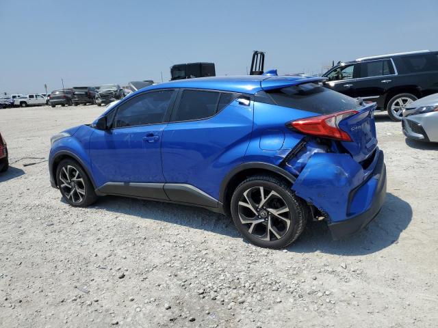 NMTKHMBX6JR049817 - 2018 TOYOTA C-HR XLE BLUE photo 2