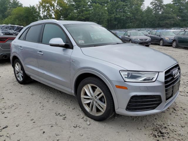 WA1ECCFS9JR015028 - 2018 AUDI Q3 PREMIUM SILVER photo 4