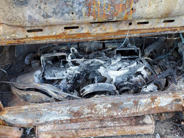 2252099054 - 1975 VOLKSWAGEN BUS BURN photo 12