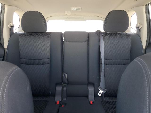 KNMAT2MT5JP524961 - 2018 NISSAN ROGUE S SILVER photo 10