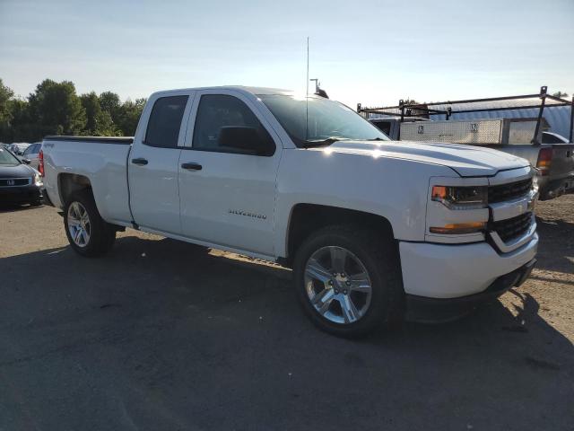 1GCVKPEC9GZ358537 - 2016 CHEVROLET SILVERADO K1500 CUSTOM WHITE photo 4