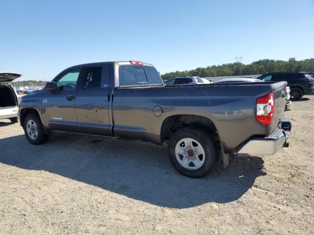 5TFCY5F15HX020735 - 2017 TOYOTA TUNDRA DOUBLE CAB SR/SR5 GRAY photo 2