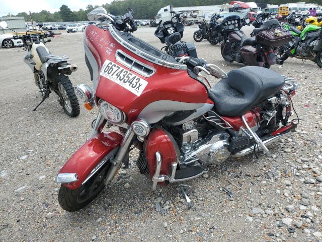 1HD1FCC37KB616679 - 2019 HARLEY-DAVIDSON FLHTCU RED photo 2