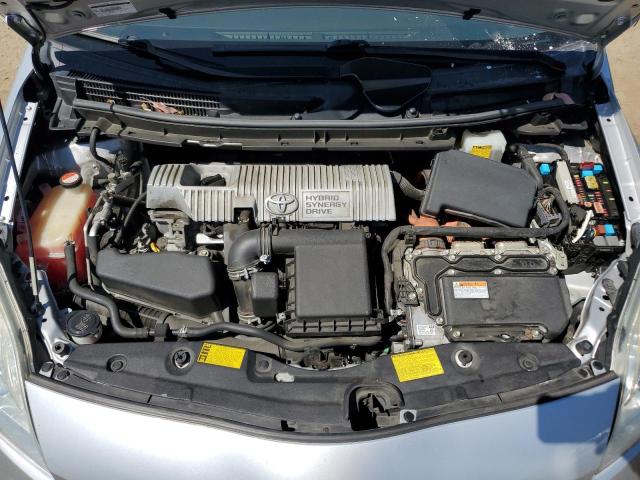 JTDKN3DU7F1876477 - 2015 TOYOTA PRIUS 银色 照片 11