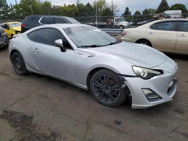 JF1ZNAA16E8706152 - 2014 TOYOTA SCION FR-S 银色 照片 4