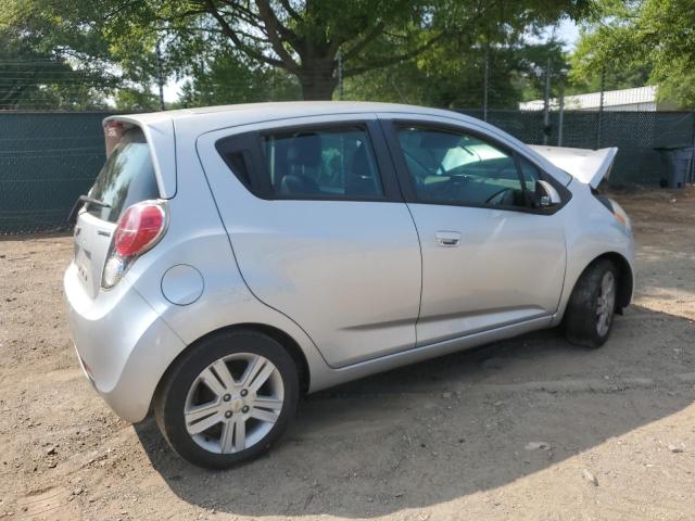 KL8CD6S96FC760661 - 2015 CHEVROLET SPARK 1LT Gümüş foto 3