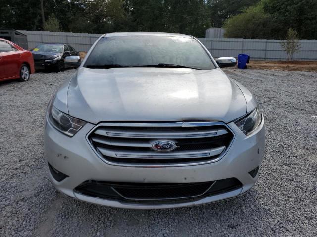 1FAHP2F85JG109785 - 2018 FORD TAURUS LIMITED SILVER photo 5