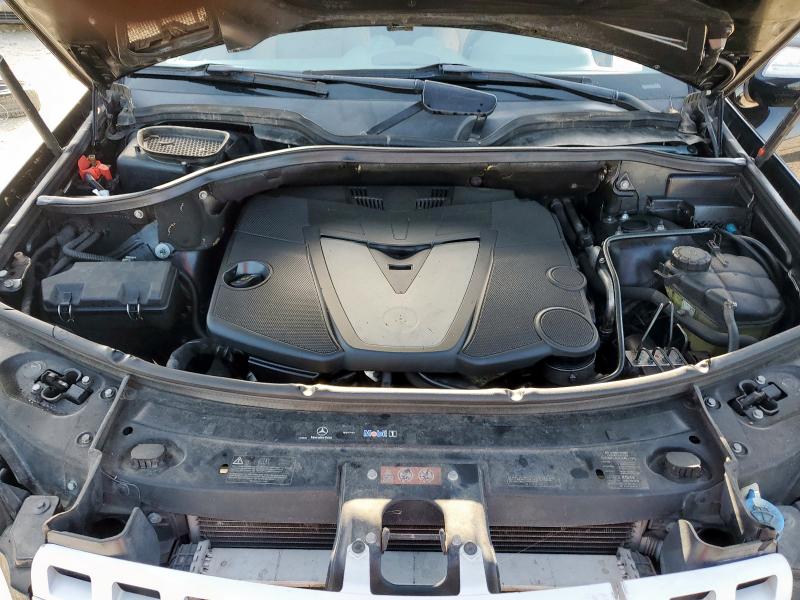 4JGBB25E79A493018 - 2009 MERCEDES-BENZ ML Czarny zdjęcie 12