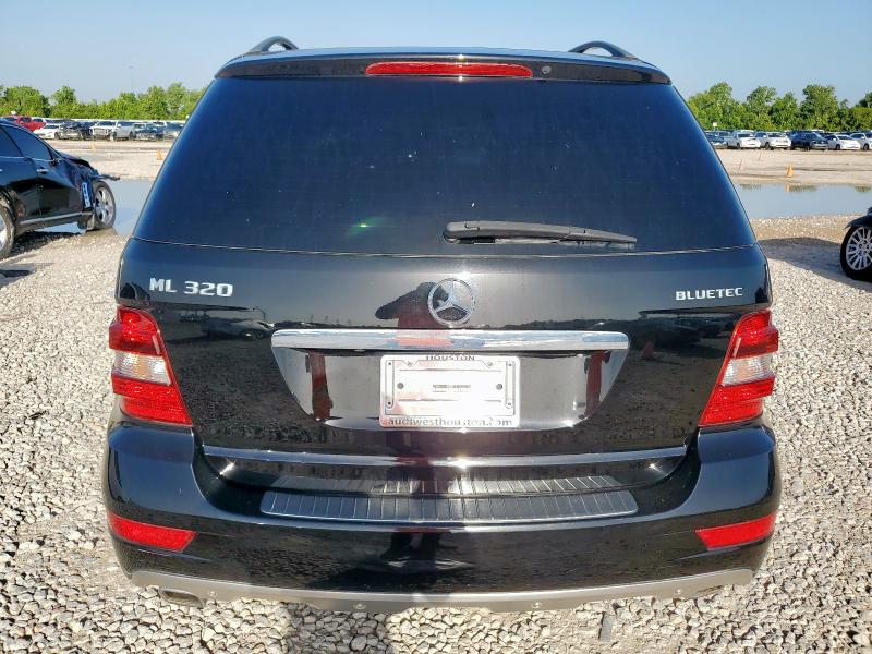 4JGBB25E79A493018 - 2009 MERCEDES-BENZ ML Czarny zdjęcie 6