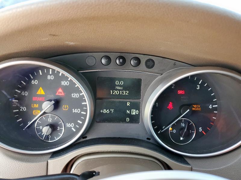 4JGBB25E79A493018 - 2009 MERCEDES-BENZ ML Czarny zdjęcie 9