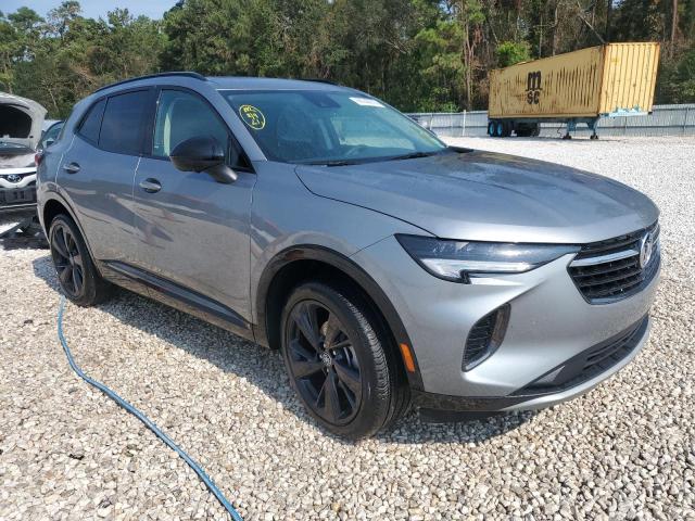 LRBFZPR46PD203927 - 2023 BUICK ENVISION ESSENCE Gri fotoğraf 4
