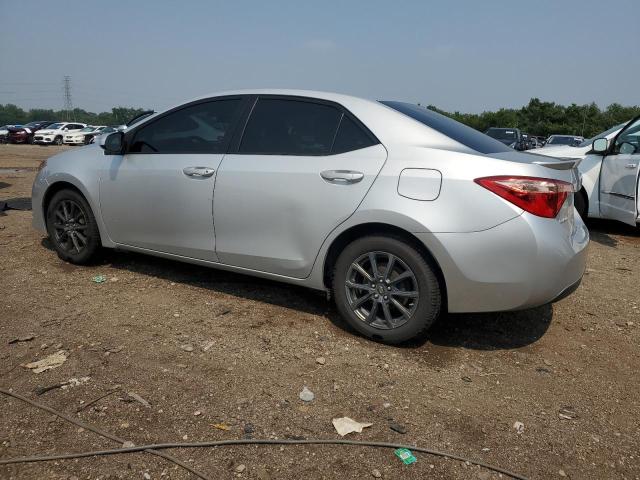 2T1BURHE9JC012933 - 2018 TOYOTA COROLLA L Күміс фото 2