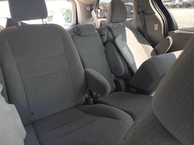 5TDKZ3DC4LS076097 - 2020 TOYOTA SIENNA LE BLACK photo 11