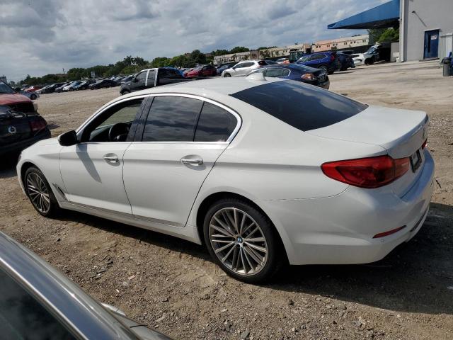 WBAJE5C58JWA97568 - 2018 BMW 540 I WHITE photo 2