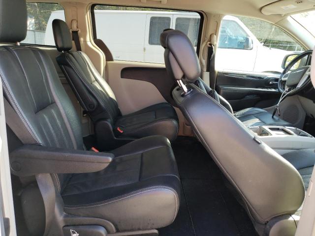 2C4RC1BGXCR188177 - 2012 CHRYSLER TOWN & COU TOURING SILVER photo 11