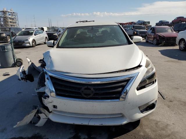 1N4AL3AP6DC239152 - 2013 NISSAN ALTIMA 2.5 WHITE photo 5