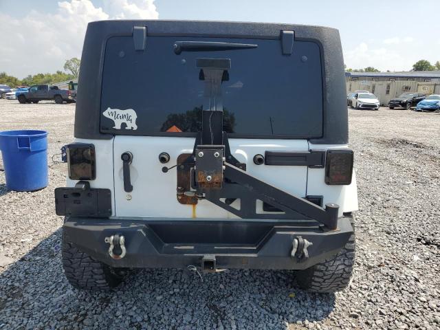 1C4BJWEG1GL290997 - 2016 JEEP WRANGLER UNLIMITED SAHARA WHITE photo 6