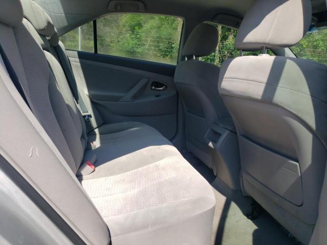 4T1BF3EKXBU645314 - 2011 TOYOTA CAMRY BASE Արծաթագույն լուսանկար 10