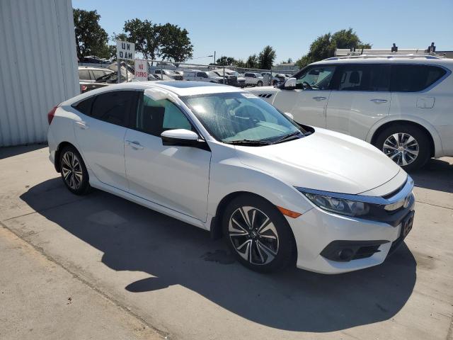 2HGFC1F30HH641182 - 2017 HONDA CIVIC EX WHITE photo 4